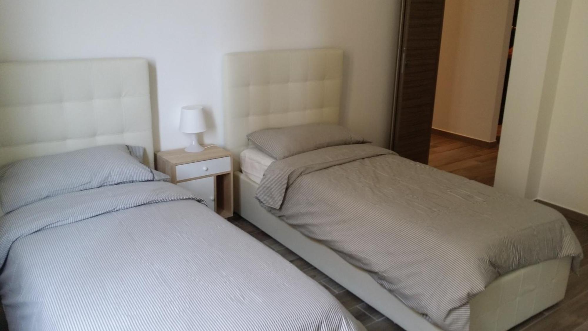 Memeapartments Genova Kültér fotó